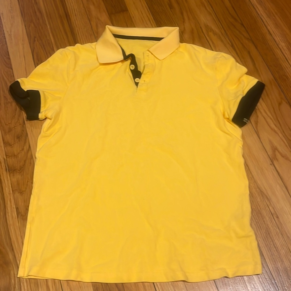 Amazon Fashion Brand Men’s Yellow Short-Sleeved Polo (M)
